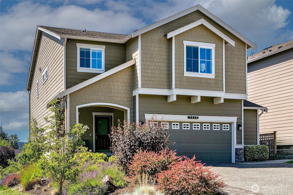 Sold $1,395,000 • Co-Listing Agent