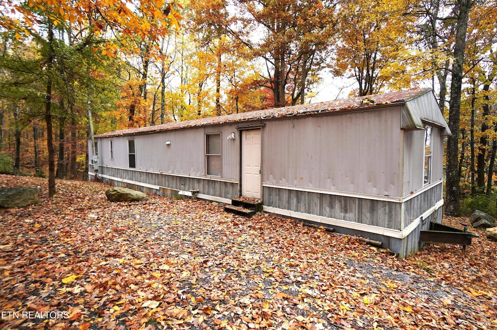 3860 Collier Loop, Dandridge, TN 37725 - photo 1