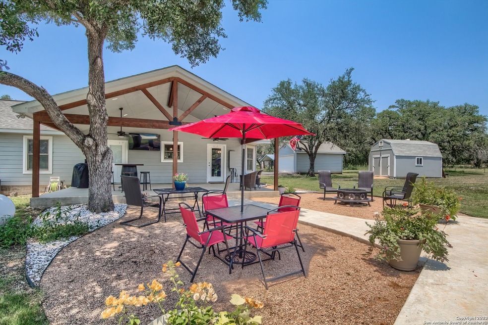 8103 County Road 311, D Hanis, TX 78850 - photo 1