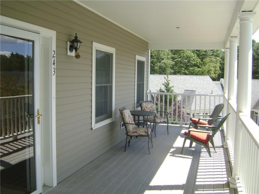 106 Farragut Way unit 243, Kennebunk, ME 04043 - photo 1
