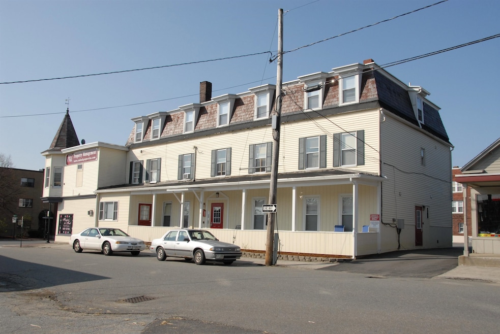 4 Martin St unit 5, Derry, NH 03038 - photo 1