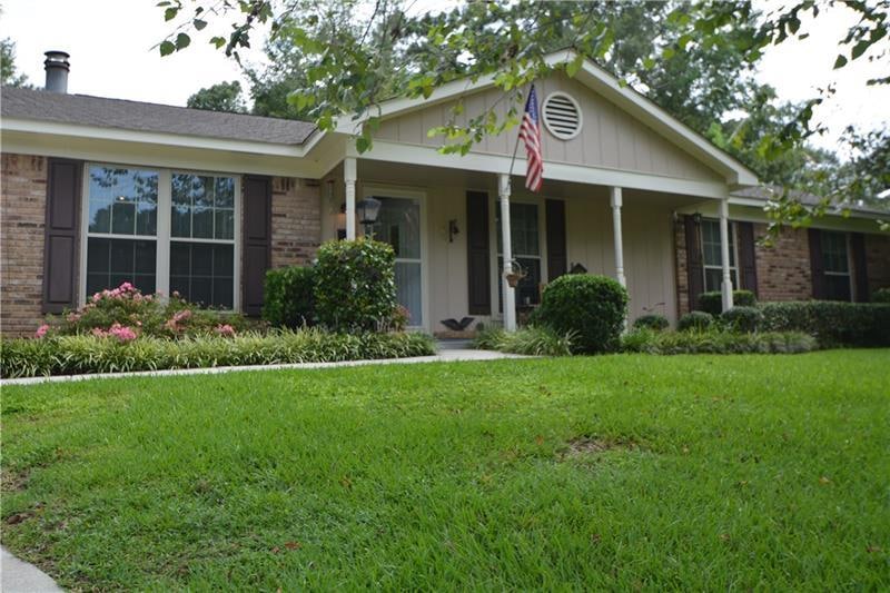 9155 Mcfarland Ct, Mobile, AL 36695 - photo 1