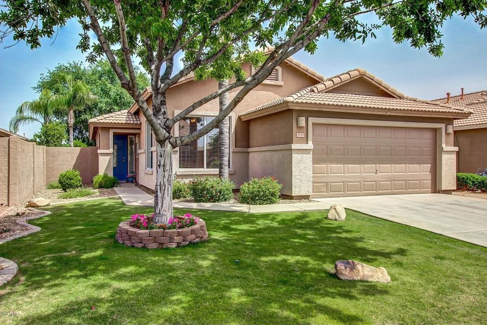 CURB APPEAL