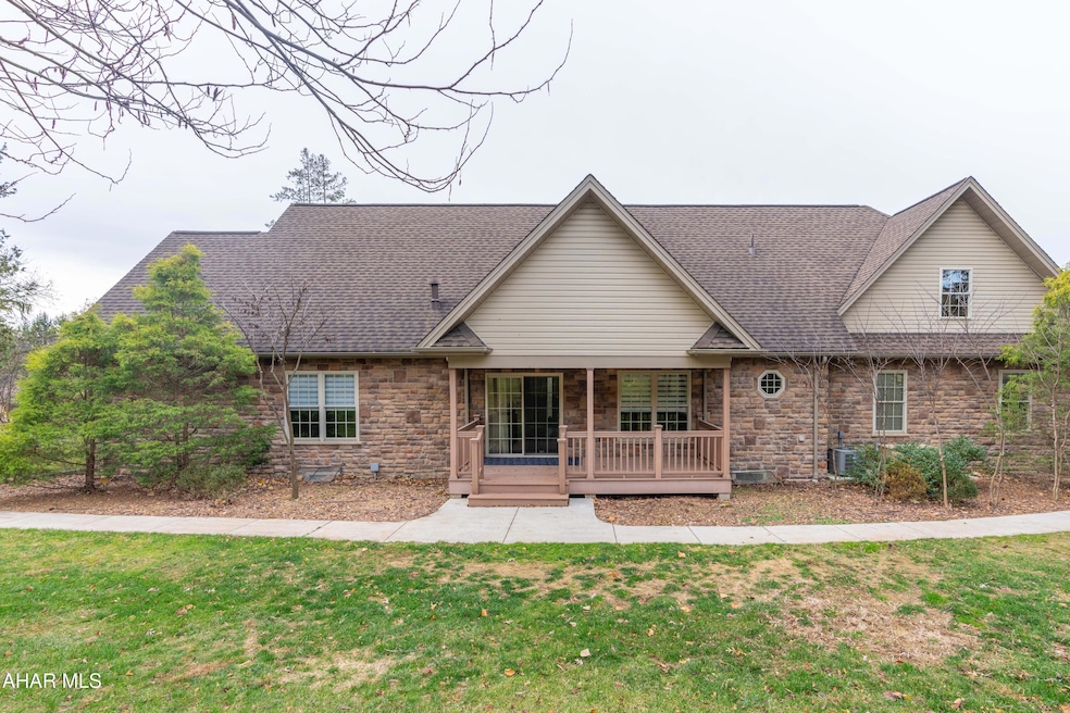 1712 Sylvan Dr, Hollidaysburg, PA 16648 - photo 1