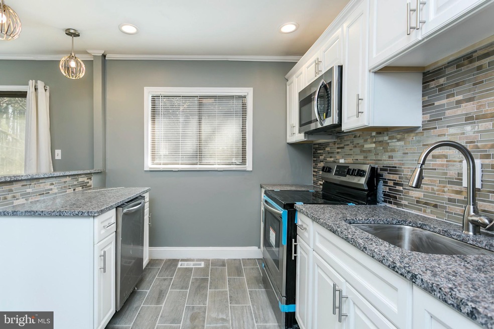 9 Cree Ct, Randallstown, MD 21133 - photo 1