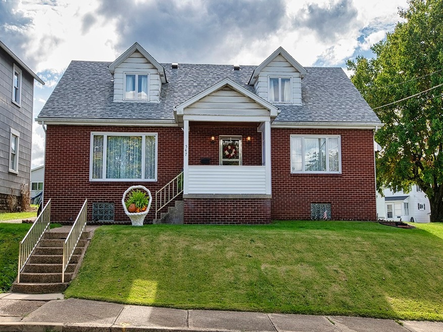 Welcome to 547 Walnut St., located in Vandergrift,