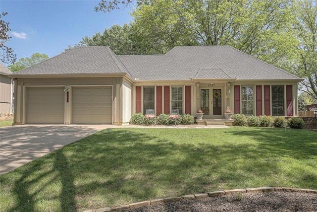 10127 Long St, Lenexa, KS 66215 - photo 1