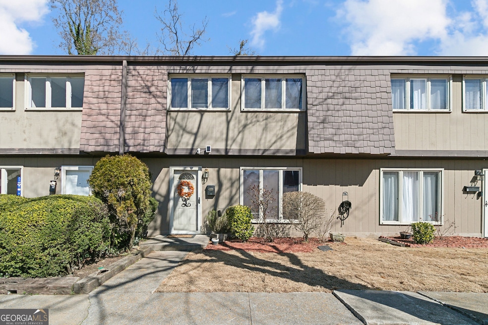 1189 Ashborough Dr SE unit L, Marietta, GA 30067 - photo 1