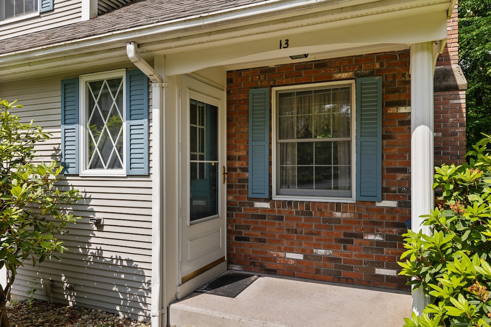 13 Waterview Dr, Windsor, CT 06095 - photo 1