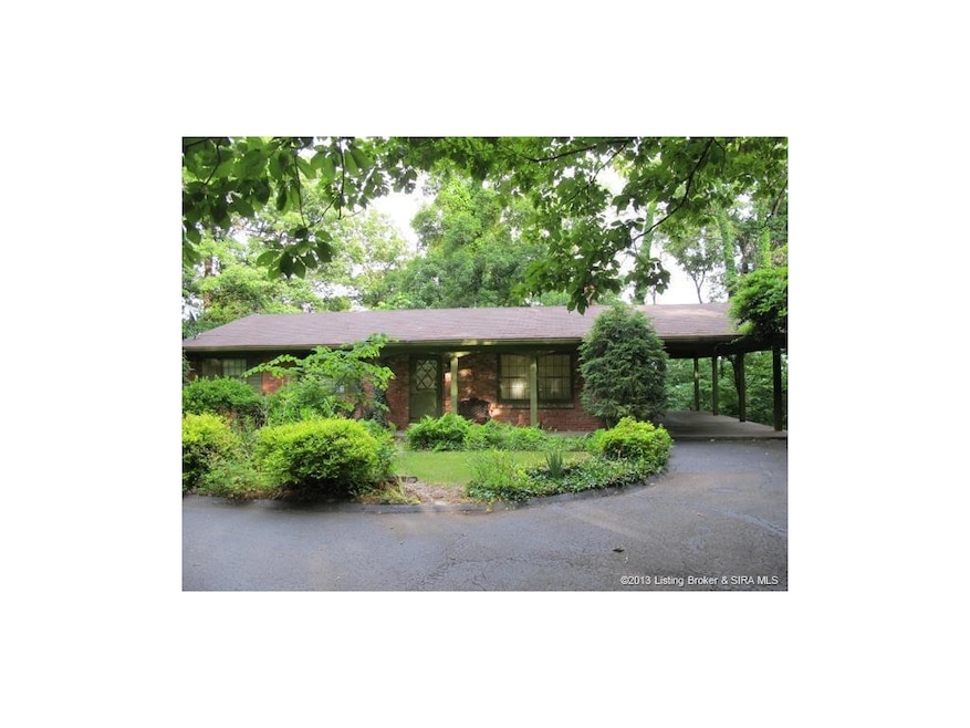 7526 N Skyline Dr, Floyds Knobs, IN 47119 - photo 1