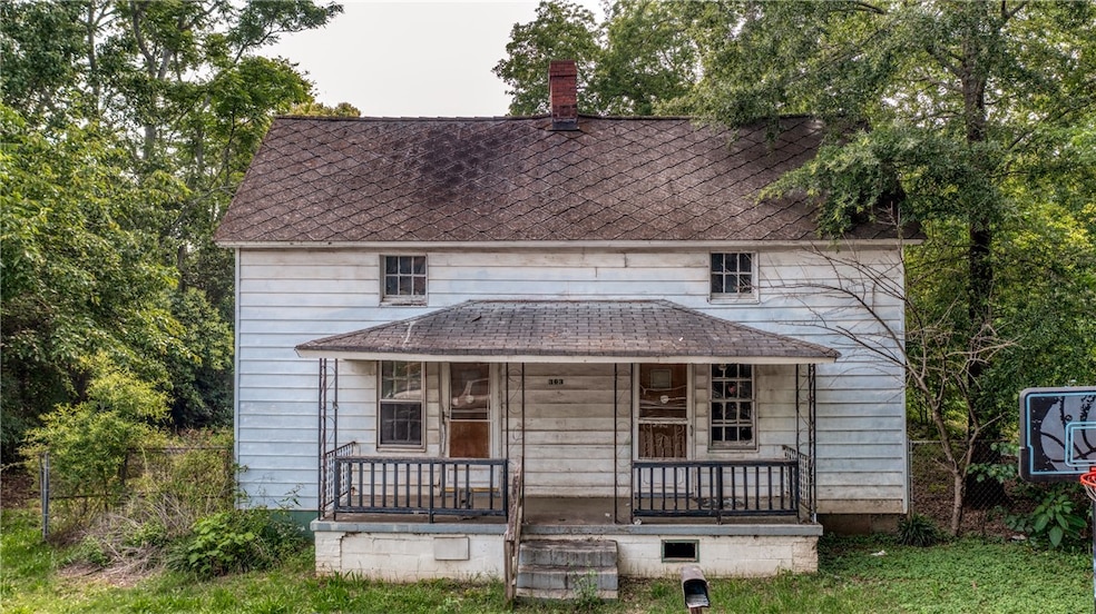 303 D St, Anderson, SC 29625 - photo 1