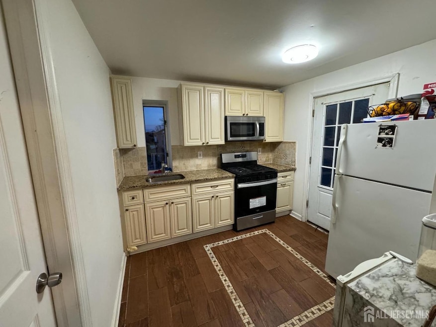 For Rent $2,800/month