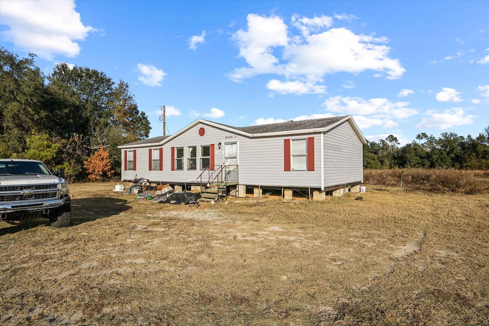 644 Treeline Rd, Grand Ridge, FL 32442 - photo 1