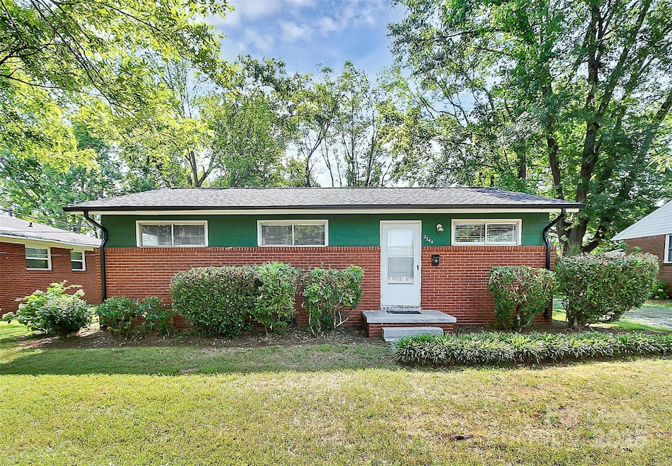 For Rent $1,675/month
