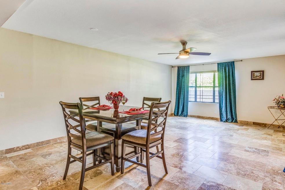 Dining Area & Living Room 5124 N 31st Pl