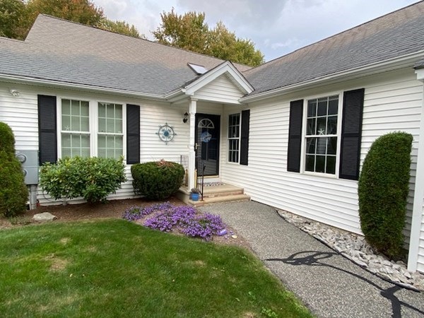 3 Stagecoach Ct, Uxbridge, MA 01569 - photo 1