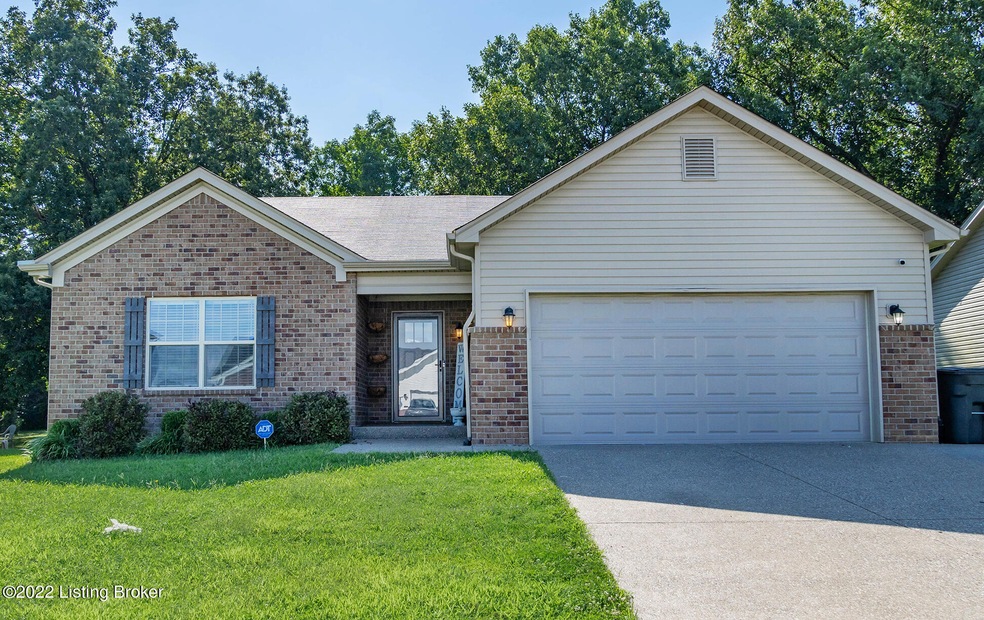 134 Garnette Ct, Mount Washington, KY 40047 - photo 1