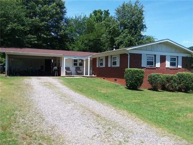 713 Brookdale Dr, Statesville, NC 28677 - photo 1