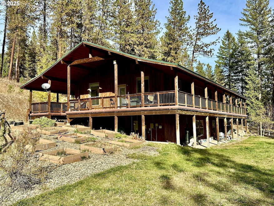 48144 E Pine Creek Rd, Halfway, OR 97834 - photo 1