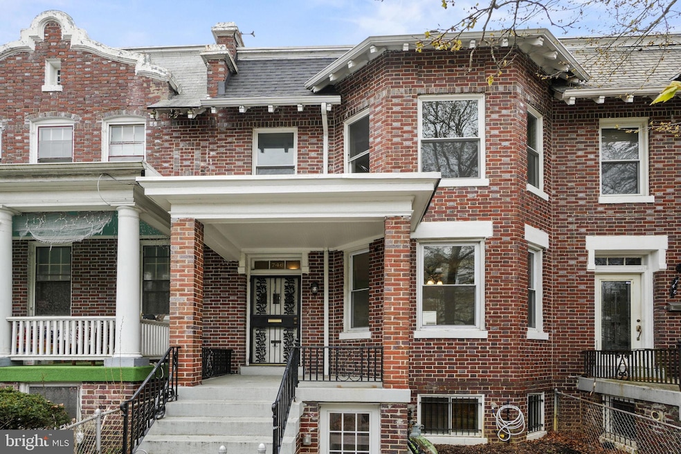 Sold $899,000 • Co-Listing Agent