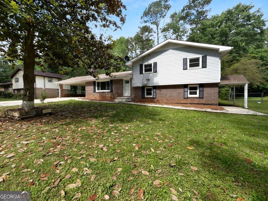 6389 Cumberland Dr, Rex, GA 30273 - photo 1