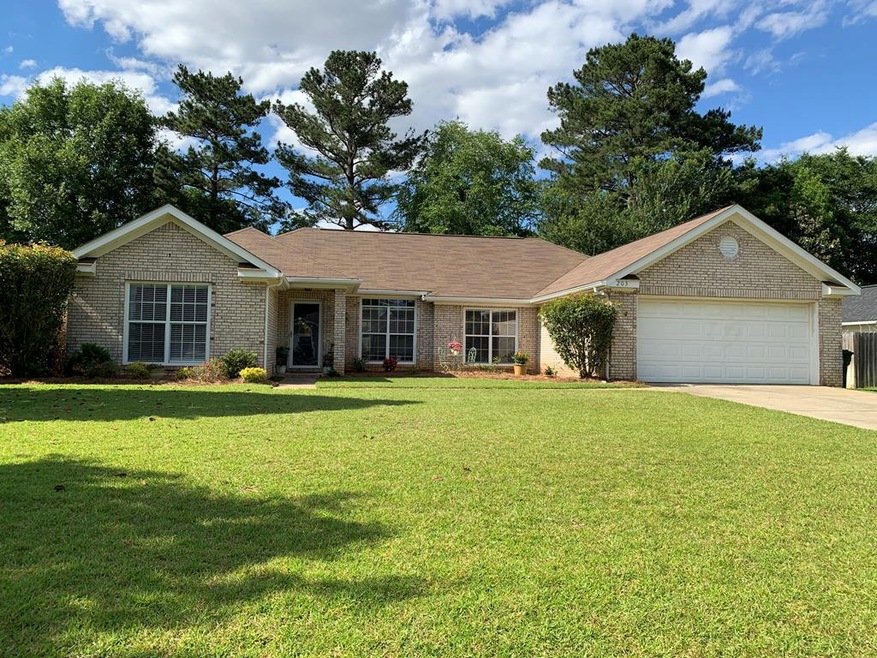 203 Trunbury Dr, Dothan, AL 36305 - photo 1