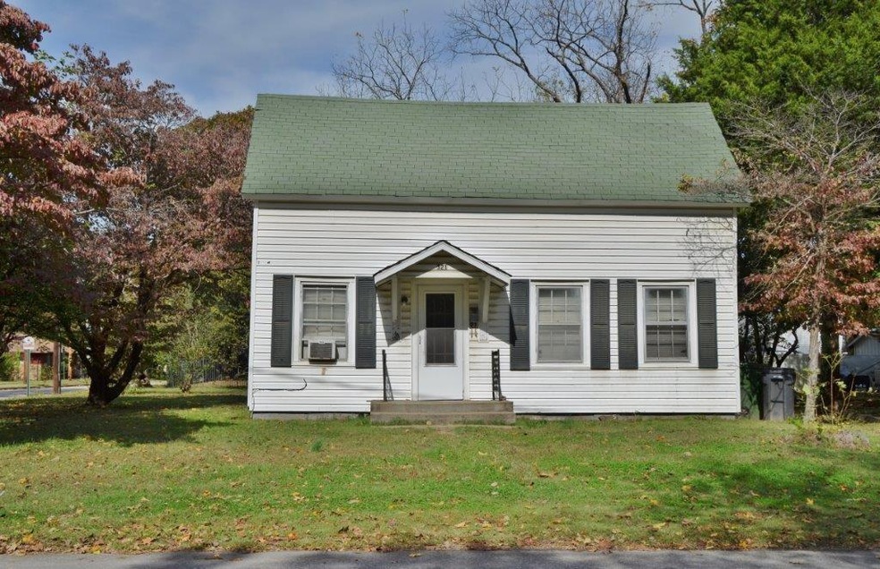 321 W Oak St, Rogers, AR 72756 - photo 1