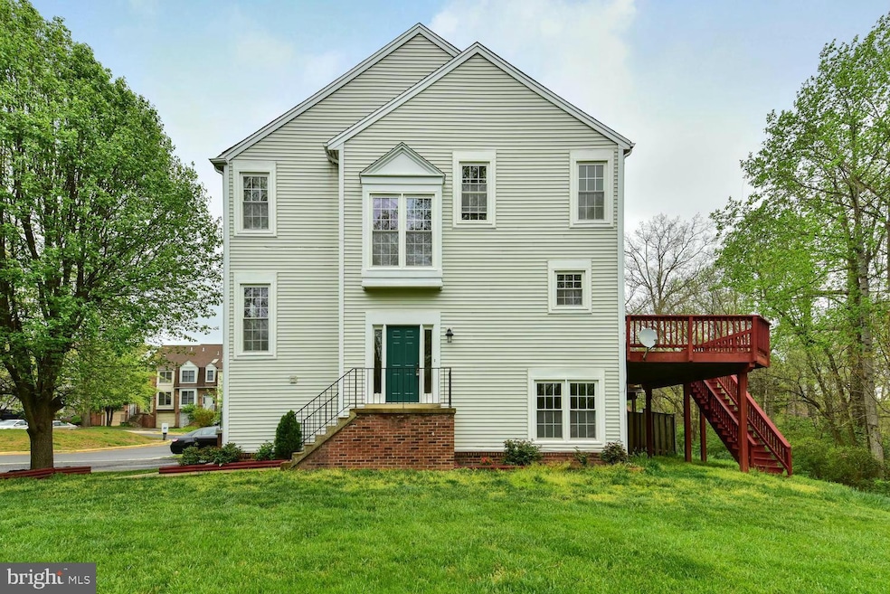 13900 Baton Rouge Ct, Centreville, VA 20121 - photo 1