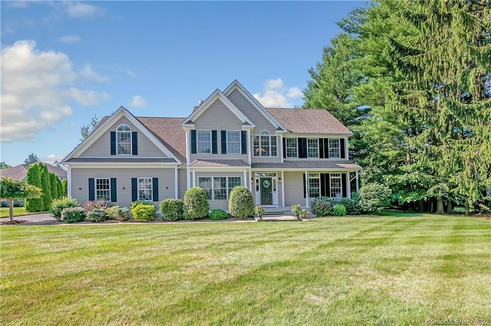 72 Cobblestone Dr, Southington, CT 06479 - photo 1