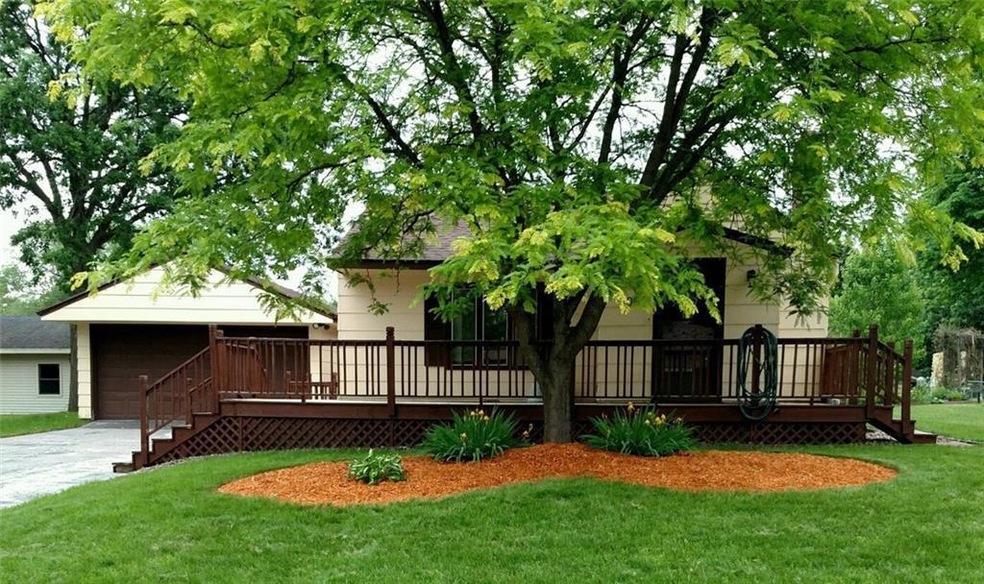 3061 Mars Ave, Eau Claire, WI 54703 - photo 1