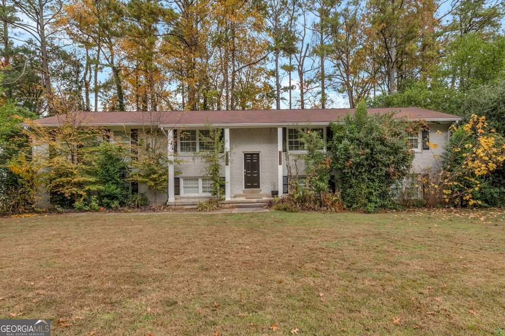 2364 Peachwood Cir NE unit 2366 B, Atlanta, GA 30345 - photo 1