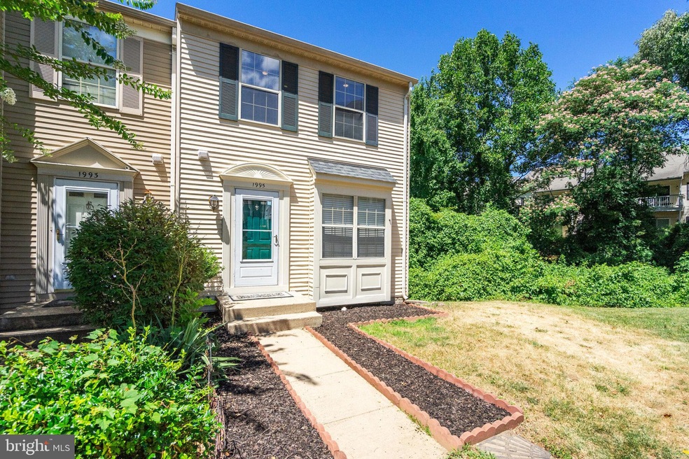 1995 Winslow Ct, Woodbridge, VA 22191 - photo 1