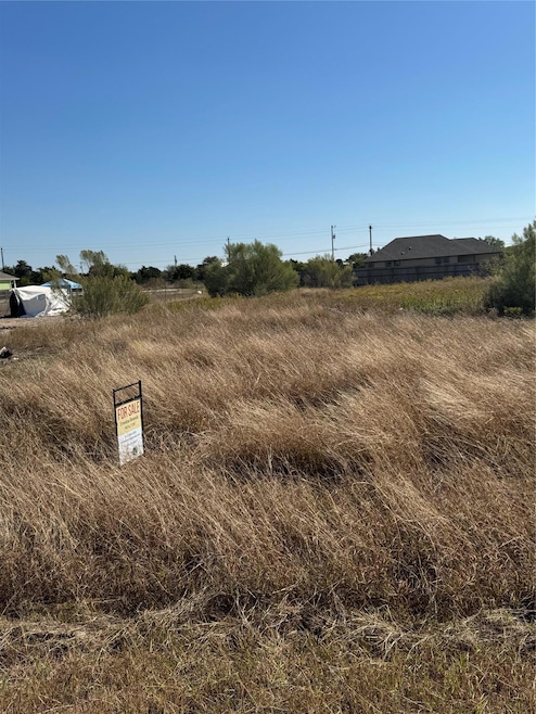 109 Bianca Cir, Del Valle, TX 78617 - photo 1