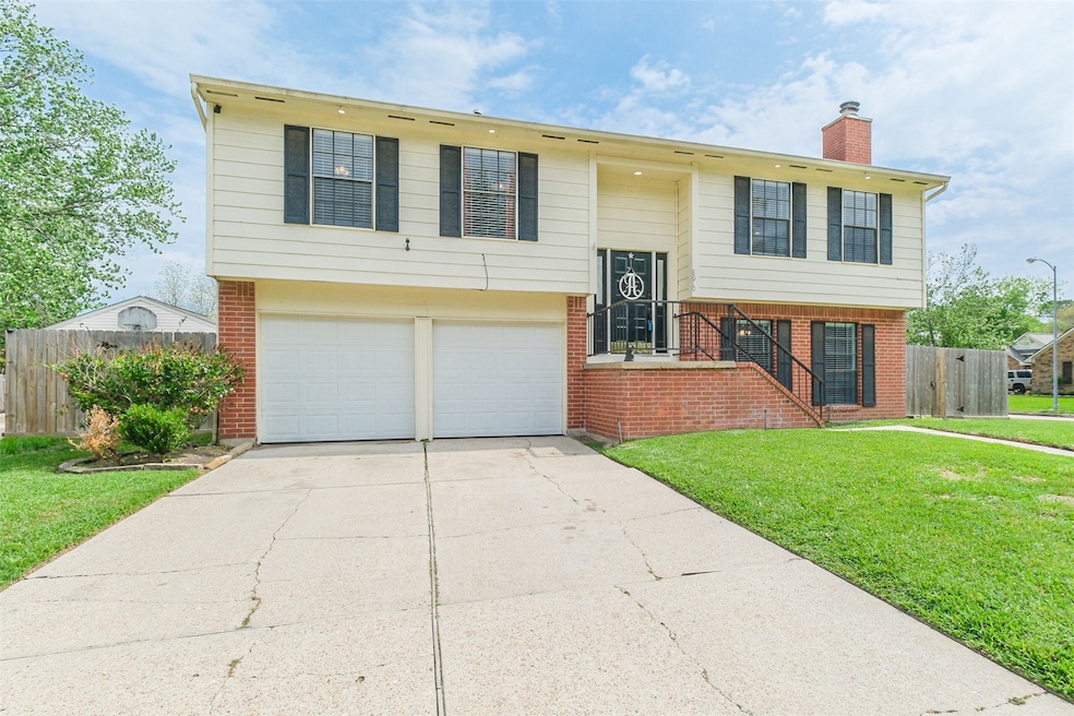 8010 Silver Fir Dr, Houston, TX 77095 - photo 1