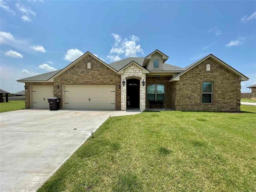 13091 NE Tony Creek Rd, Elgin, OK 73538 - photo 1