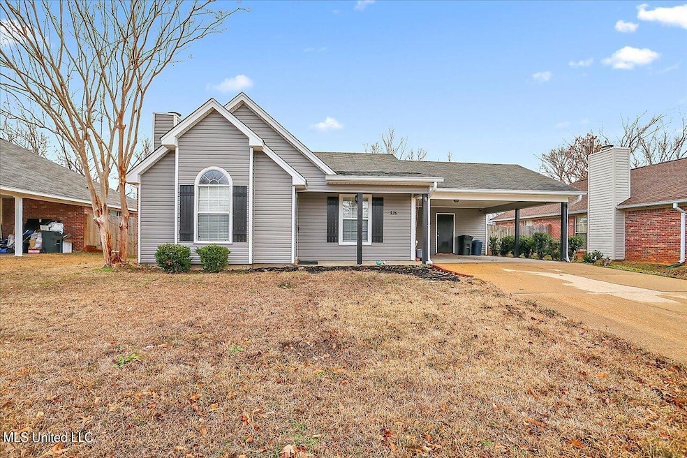 01-326 Evergreen Way