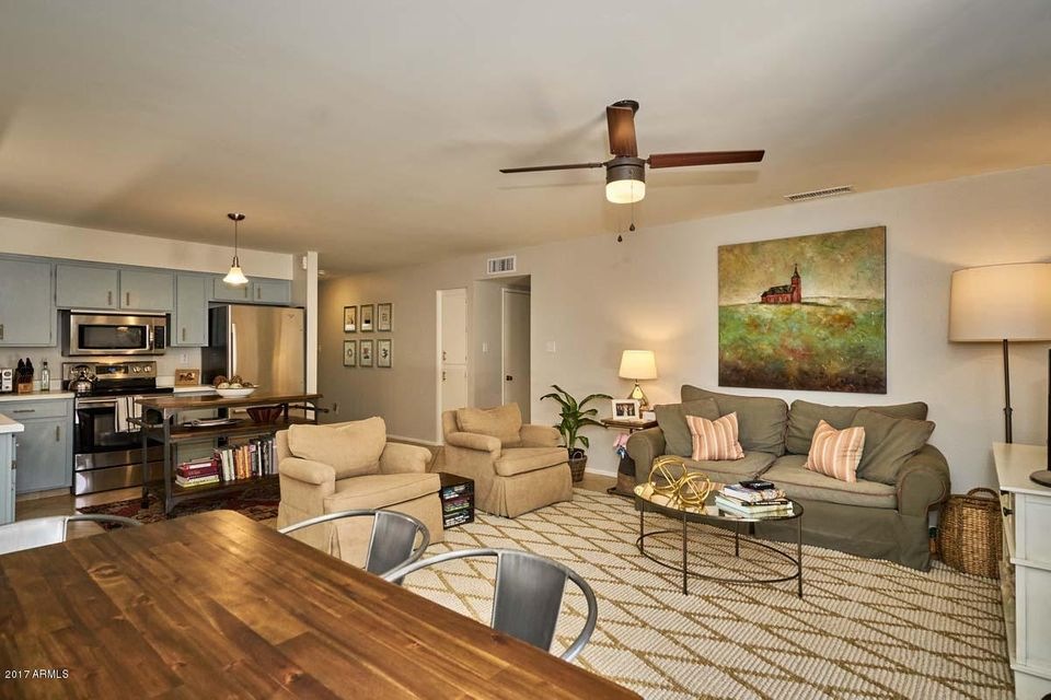 Family Room-Kitchen