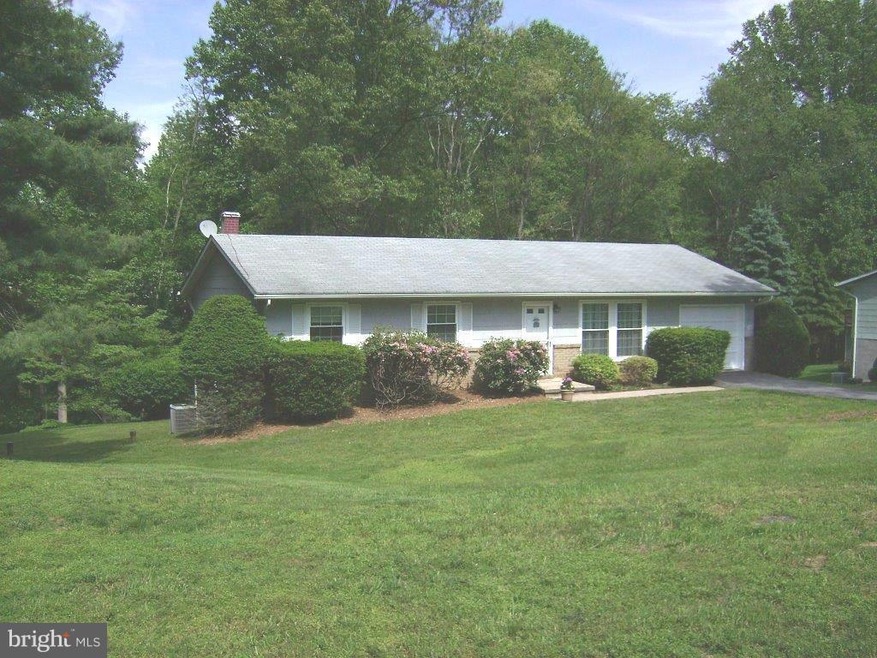 5805 Dale Dr, Sykesville, MD 21784 - photo 1