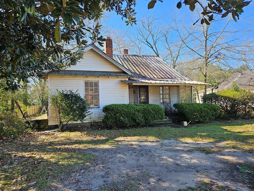 513 E Lee St, Dawson, GA 39842 - photo 1