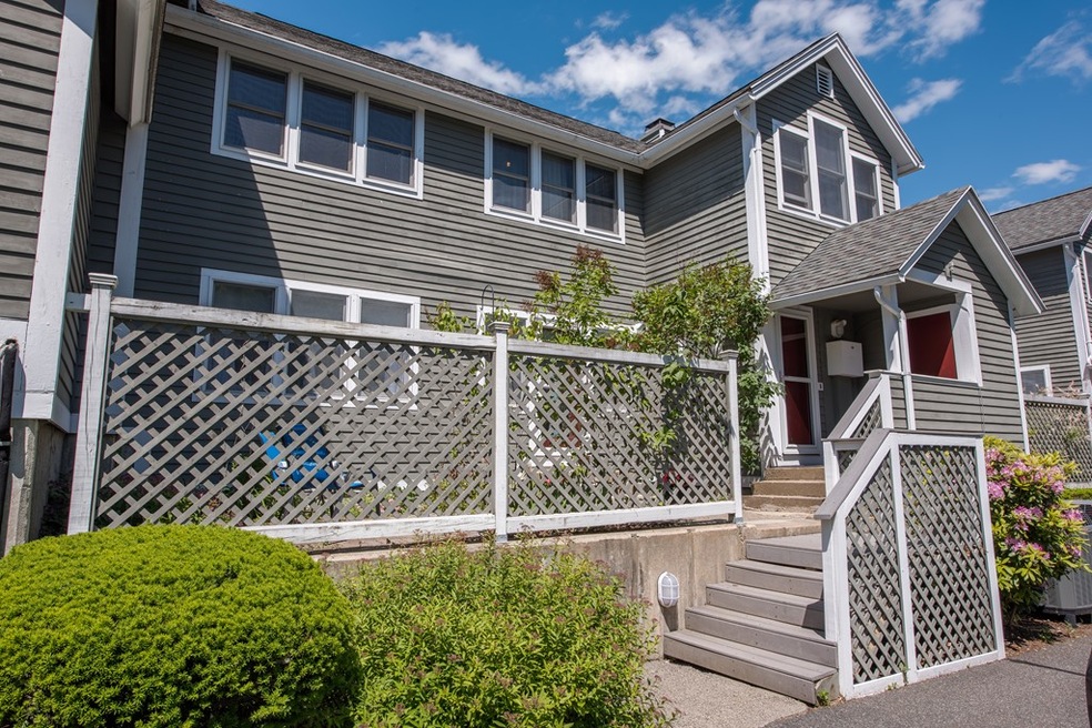 48 Amity Place, Amherst, MA 01002 - photo 1