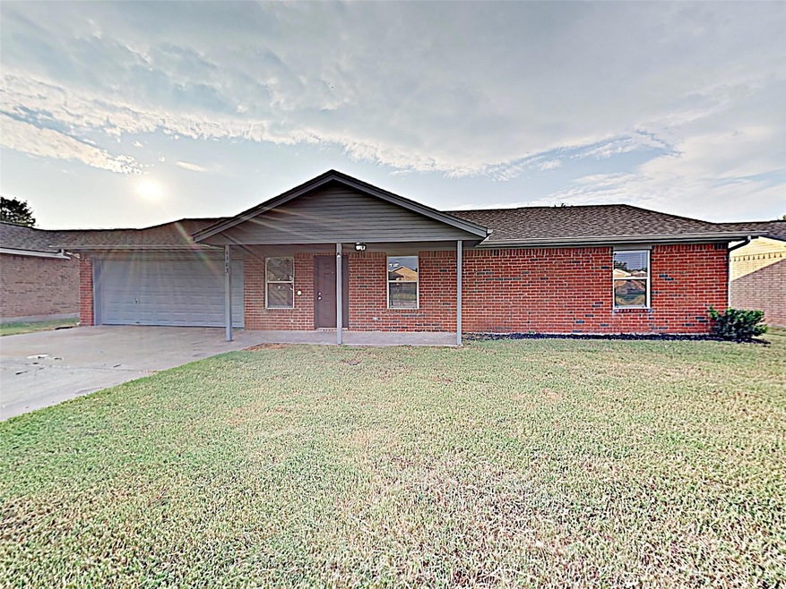 4303 Sheldon Dr, Granbury, TX 76049 - photo 1