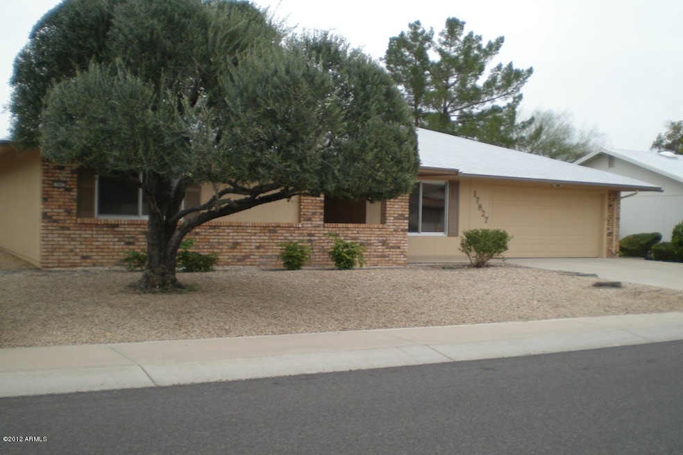 17827 N Foothills Dr unit 55, Sun City, AZ 85373 - photo 1