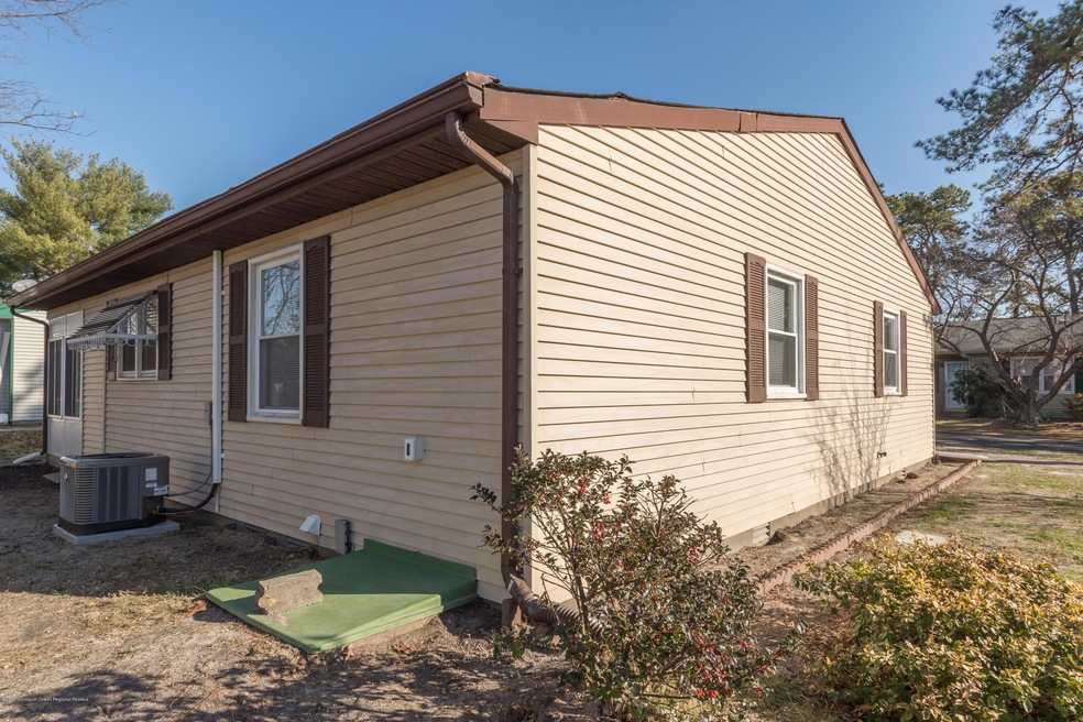 22 S Chestnut Ave unit 70, Whiting, NJ 08759 - photo 1