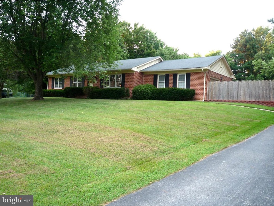 415 Suffolk Dr, Bear, DE 19701 - photo 1