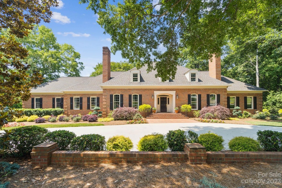 332 Deauville Rd, Statesville, NC 28625 - photo 1