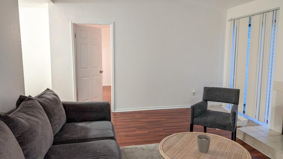 9707 Richmond Ave unit 14, Houston, TX 77042 - photo 1