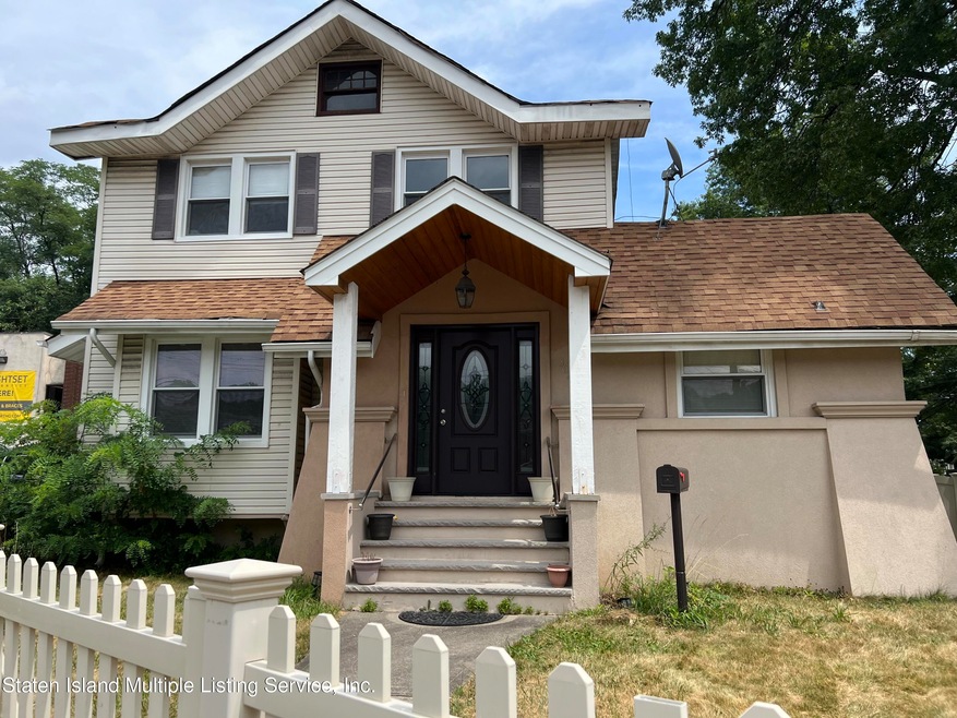 3020 Amboy Rd unit 2, Staten Island, NY 10306 - photo 1