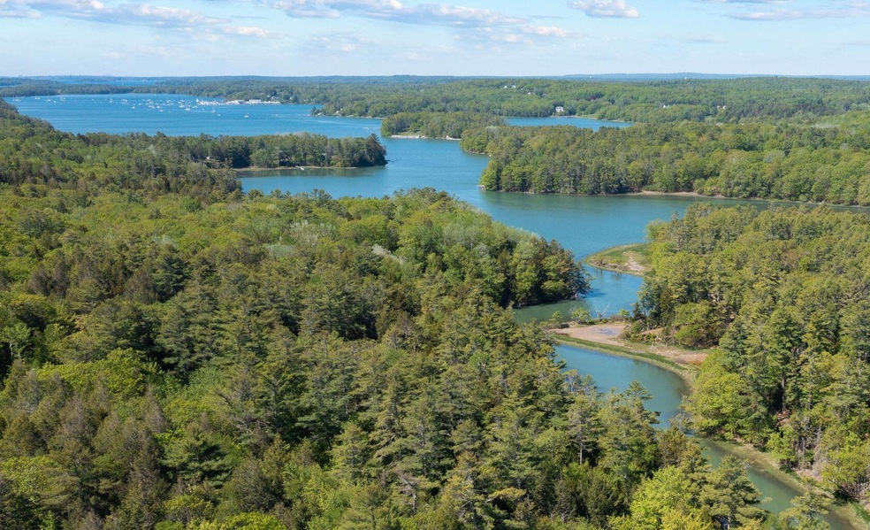 49 Cranberry Ridge Rd, Freeport, ME 04032 - photo 1