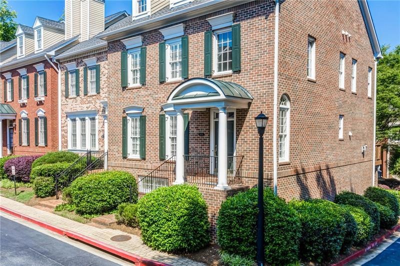 Sold $585,000 • Co-Listing Agent