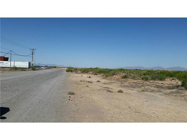 1101 Berryville St, El Paso, TX 79928 - photo 1